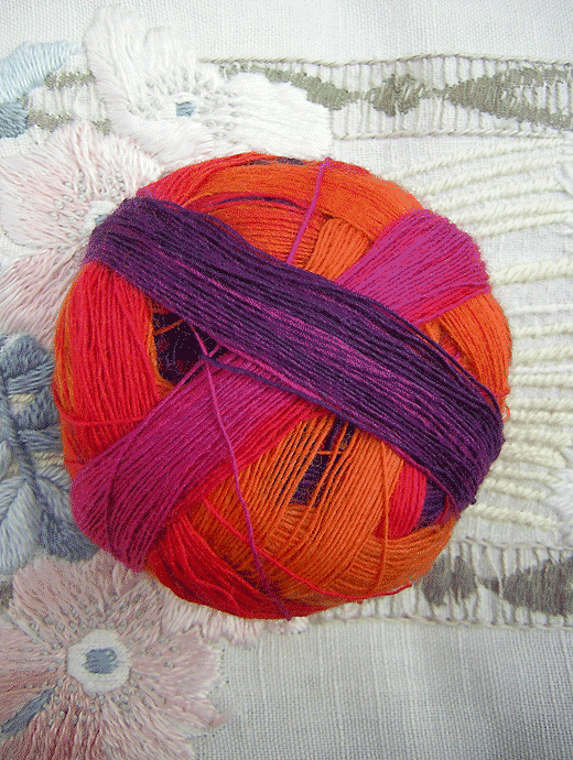 Lace Ball - Fuchsienbeet - Farbe 1536ombre